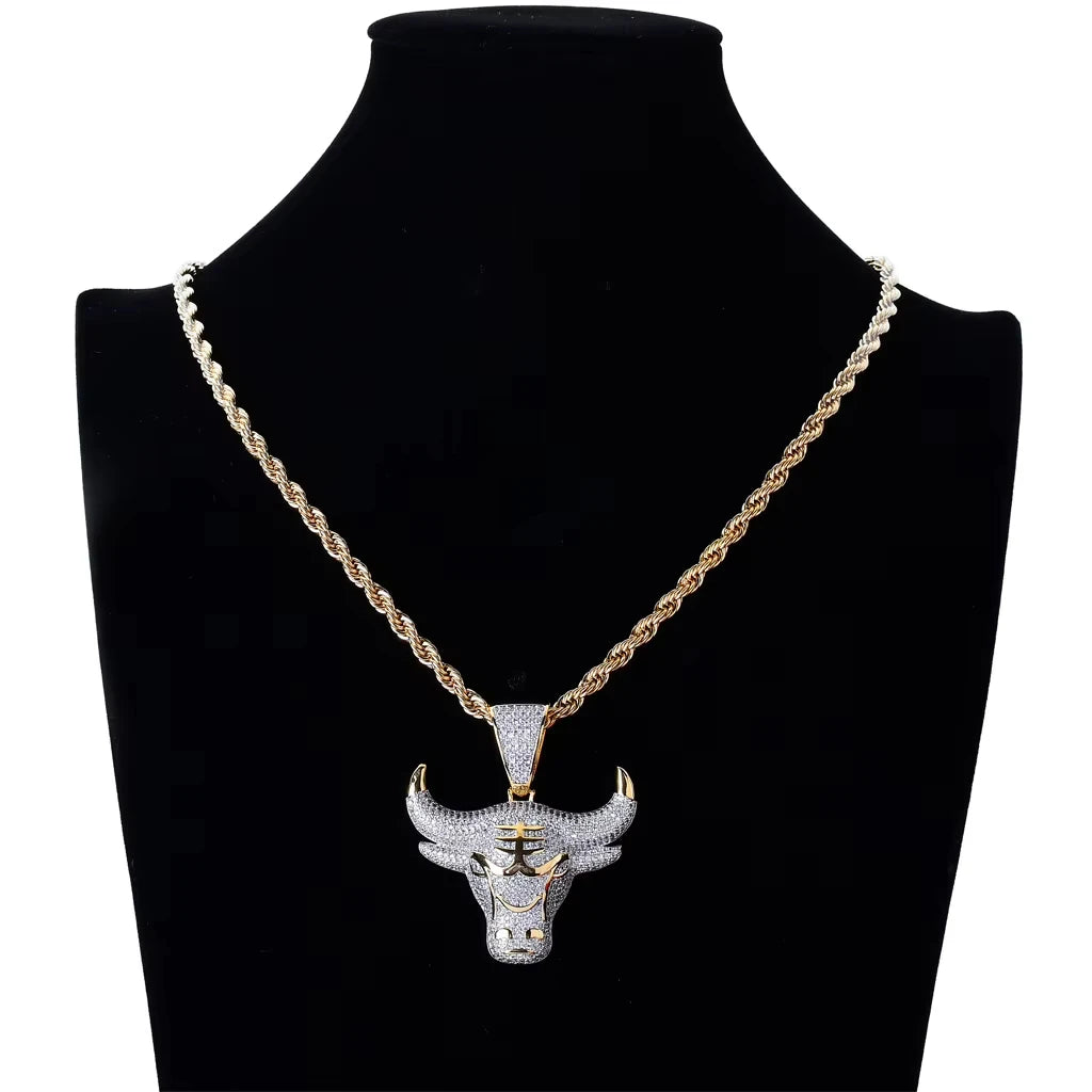 18K GOLD PLATED TAURUS PENDANT & CHAIN