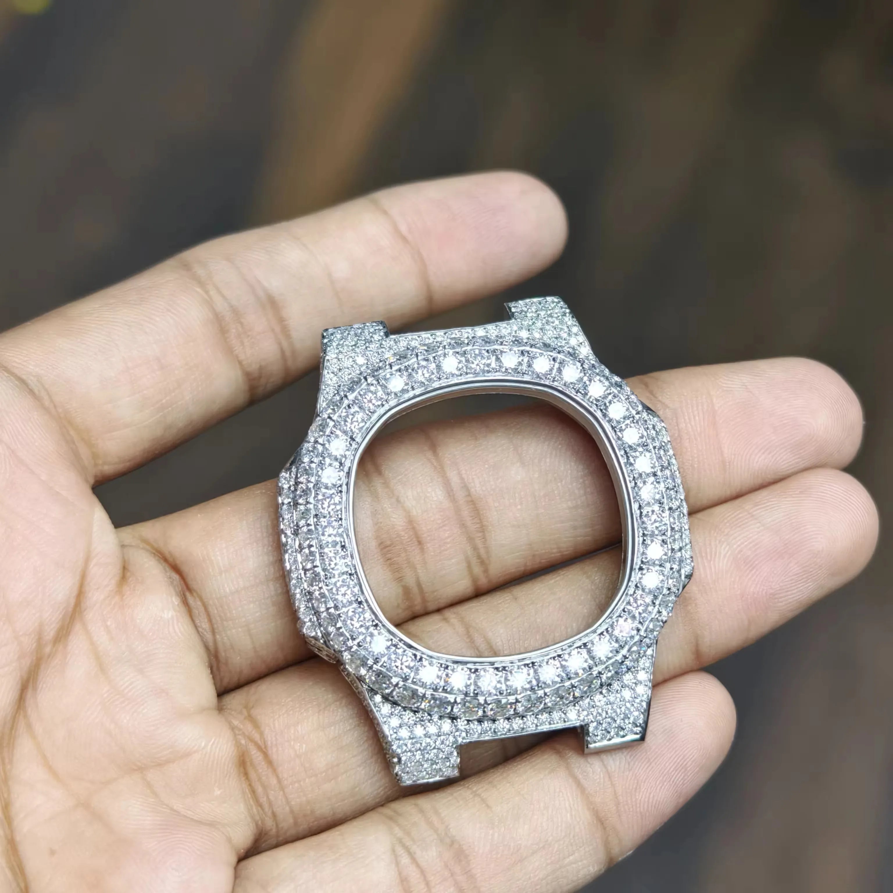36mm Moissanite Diamond Bezel