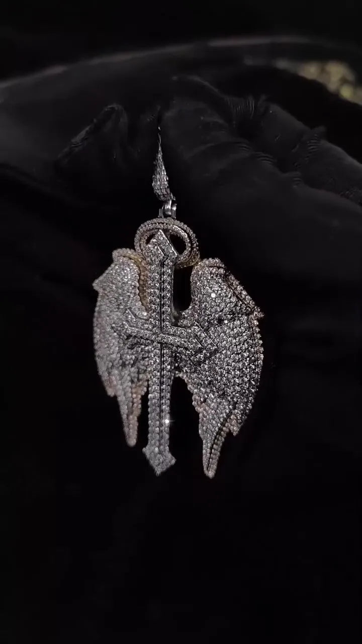 ICED OUT VVS DIAMOND MOISSANITE ANGEL WING