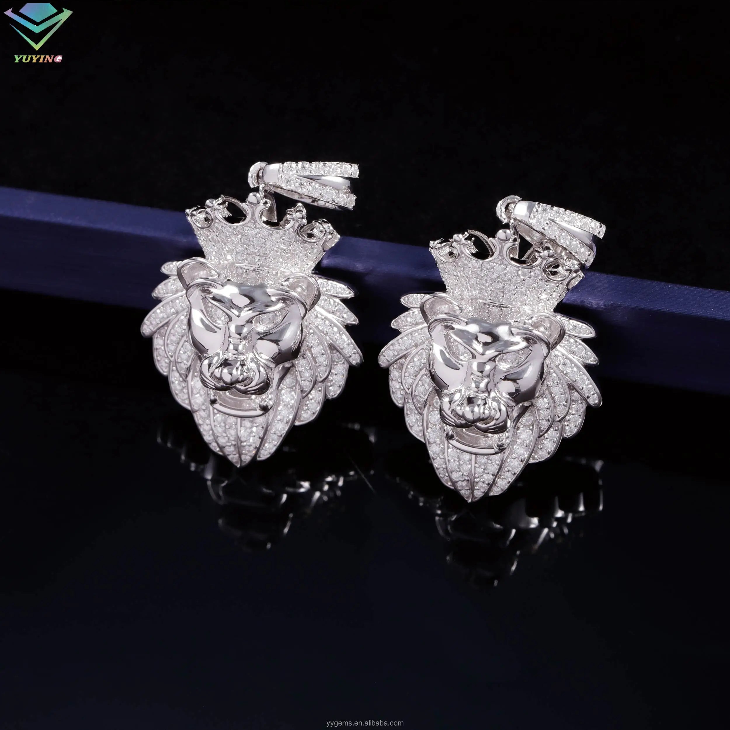 GRA MOISSANITE SILVER LION PENDANT