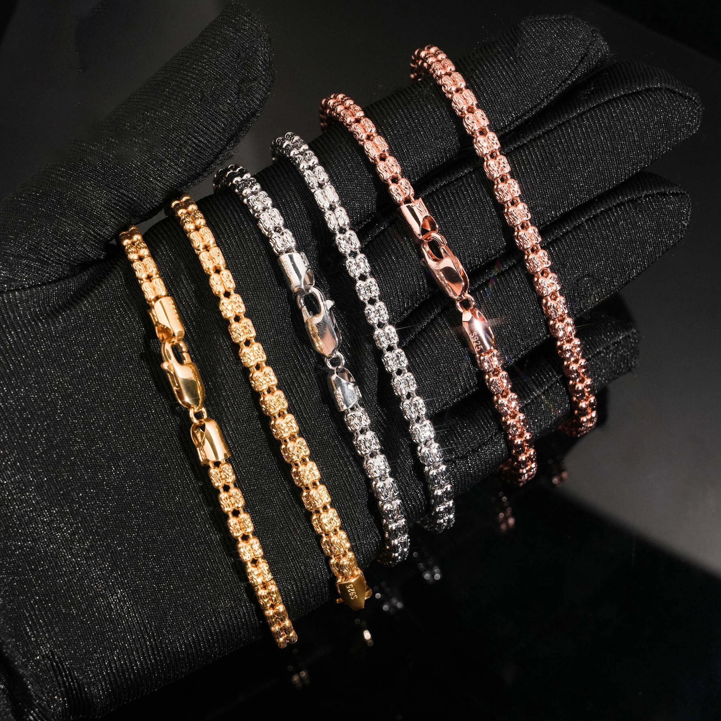 ICED OUT MOON MOISSANITE LINK CHAIN