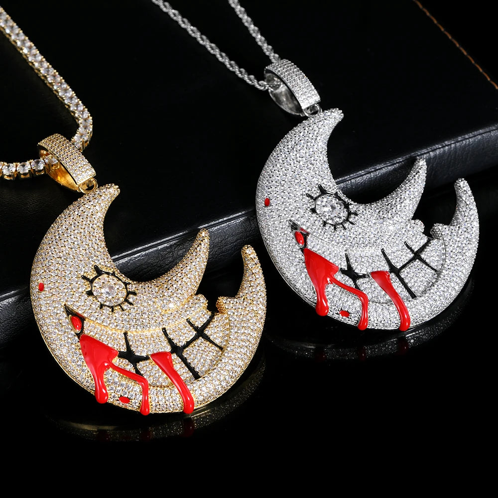 MOON PENDANT NECKLACE